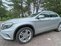 Silber Gebraucht 2016 Mercedes GLA220 SUV | 20.900 € (Fairer Preis)