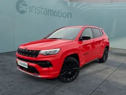 Rot Gebraucht 2023 Jeep Compass Altitude SUV | 31.540 € (Fairer Preis)