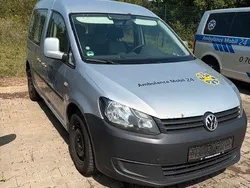 Silber Gebraucht 2013 VW Caddy Trendline Van / Kleinbus | 3.200 €