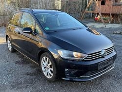 Schwarz Gebraucht 2017 VW Golf Sportsvan Sound Van / Kleinbus | 7.200 € (Fairer Preis)