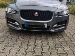 Silber Gebraucht 2017 Jaguar XE R-Sport Limousine | 15.900 € (Guter Preis)