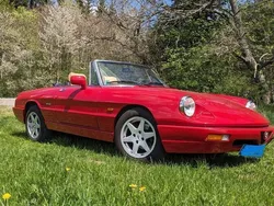Rot Gebraucht 1992 Alfa Romeo Spider Cabrio | 20.700 €