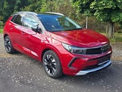 Rot Gebraucht 2022 Opel Grandland X SUV | 21.000 € (Teuer)