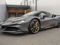 Grau Gebraucht 2022 Ferrari SF90 Cabrio | 356.941 €