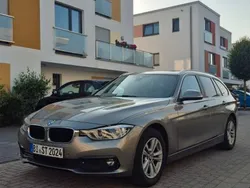 Grau Gebraucht 2017 BMW 318 Sport Line Kombi | 12.000 € (Fairer Preis)