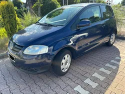 Blau Gebraucht 2006 VW Fox Kleinwagen | 2.200 € (Etwas zu teuer)