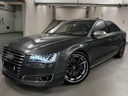 Grau Gebraucht 2010 Audi A8 Exclusive Limousine | 25.900 €