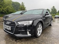 Brillantschwarz Gebraucht 2018 Audi A3 Sport Limousine | 16.990 € (Guter Preis)