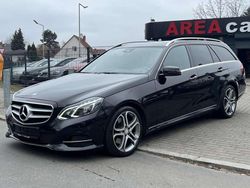 Obsidianschwarz Gebraucht 2016 Mercedes E220 Kombi | 11.450 €