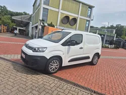 Weiß Gebraucht 2020 Citroën Berlingo Van / Kleinbus | 8.599 € (Guter Preis)
