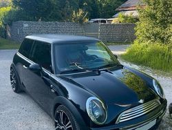 Schwarz Gebraucht 2003 Mini Cooper Kleinwagen | 700 €