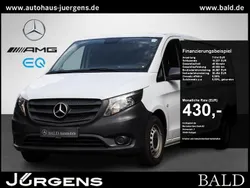 Weiß Gebraucht 2024 Mercedes Vito Van / Kleinbus | 36.878 € (Teuer)