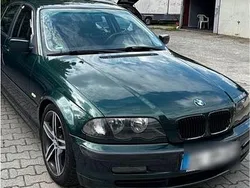 Grün Gebraucht 1999 BMW 328 Limousine | 3.000 € (Guter Preis)