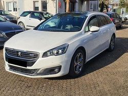 Weiß Gebraucht 2015 Peugeot 508 Kombi | 4.300 €