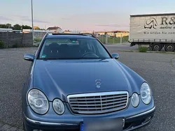 Blau Gebraucht 2004 Mercedes E220 Elegance Kombi | 4.500 € (Teuer)