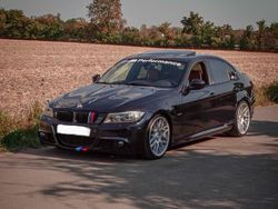 Blau Gebraucht 2009 BMW 335 M Sport Limousine | 23.900 €