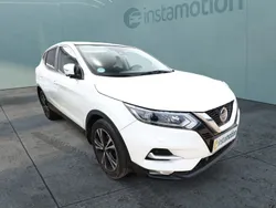 Weiß Gebraucht 2020 Nissan Qashqai N-Connecta SUV | 19.288 € (Fairer Preis)