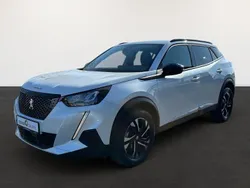 Perlmutt weiß Gebraucht 2023 Peugeot 2008 Allure SUV | 20.590 € (Fairer Preis)