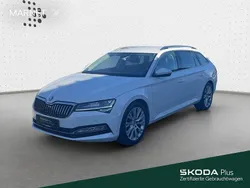 Weiß Gebraucht 2021 Skoda Superb Premium Edition Kombi | 24.930 € (Fairer Preis)