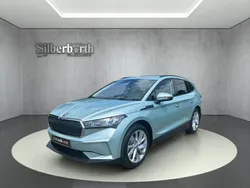 Silber Gebraucht 2021 Skoda Enyaq iV Loft SUV | 24.890 € (Fairer Preis)