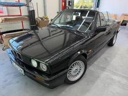 Schwarz Gebraucht 1992 BMW 320 Cabriolet Performance Cabrio | 21.990 €
