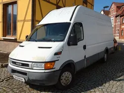Weiß Gebraucht 2004 Iveco Massif SUV | 4.999 €