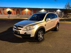 Grau Gebraucht 2010 Chevrolet Captiva SUV | 6.000 € (Teuer)