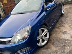 Blau Gebraucht 2005 Opel Astra OPC Coupé | 3.200 € (Fairer Preis)