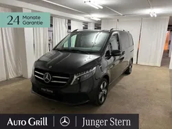 Grau Gebraucht 2023 Mercedes V250 Avantgarde Van / Kleinbus | 66.949 € (Teuer)