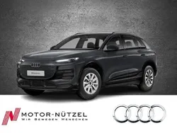 Schwarz Neu 2025 Audi Q6 e-tron Business SUV | 46.597 €