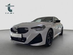 Mineralweiß (metallic) Gebraucht 2025 BMW M240 M Sport Coupé | 48.960 € (Guter Preis)