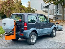 Grau Gebraucht 2011 Suzuki Jimny SUV | 11.500 € (Teuer)