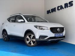 Dover white uni Gebraucht 2021 MG ZS Luxury Limousine | 13.900 € (Etwas zu teuer)