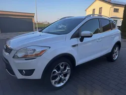 Weiß Gebraucht 2011 Ford Kuga Individual SUV | 6.500 € (Guter Preis)
