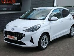 Weiß Gebraucht 2022 Hyundai i10 Edition 30 Kleinwagen | 11.990 € (Fairer Preis)