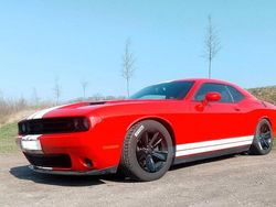 Rot Gebraucht 2015 Dodge Challenger SXT Coupé | 19.000 €