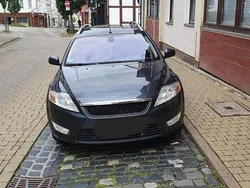 Grau Gebraucht 2008 Ford Mondeo Kombi | 2.500 €