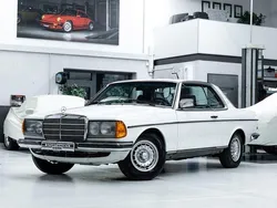 Weiß Gebraucht 1982 Mercedes 230 Coupé | 17.890 €