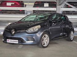 Grau Gebraucht 2017 Renault Clio IV LIMITED Limousine | 10.490 € (Fairer Preis)