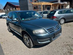 Grau Gebraucht 2005 VW Touareg SUV | 2.200 €