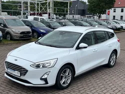 Weiß Gebraucht 2019 Ford Focus Cool & Connect Kombi | 10.999 € (Fairer Preis)
