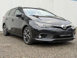 Schwarz Gebraucht 2016 Toyota Auris Touring Sports Design Kombi | 9.390 € (Fairer Preis)