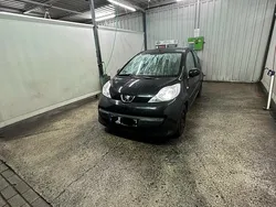 Schwarz Gebraucht 2005 Peugeot 107 Kleinwagen | 1.050 € (Guter Preis)