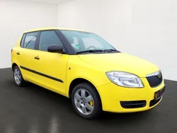 Gelb Gebraucht 2009 Skoda Fabia Cool Edition Limousine | 5.950 €