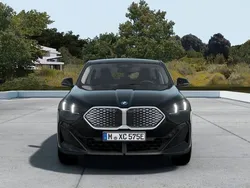Schwarz uni Neu 2024 BMW iX2 SUV | 45.668 €
