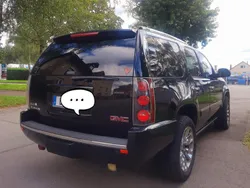 Schwarz Gebraucht 2011 GMC Yukon SUV | 19.900 €