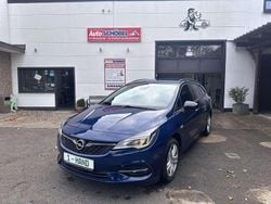Blau Gebraucht 2021 Opel Astra Edition Kombi | 12.897 € (Fairer Preis)