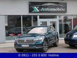 Blau Gebraucht 2019 VW Touareg Elegance SUV | 28.950 € (Fairer Preis)