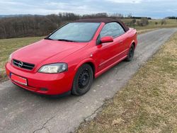 Rot Gebraucht 2001 Opel Astra Cabriolet Cabrio | 1.800 €