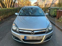 Silber Gebraucht 2006 Opel Astra Kombi | 1.900 € (Fairer Preis)